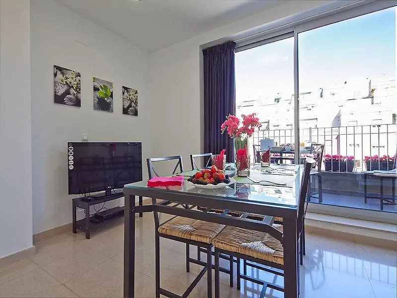 Charm Suites Paralel Barcelona 2*,