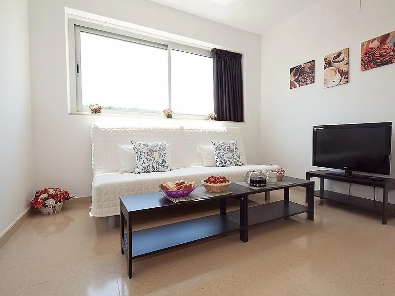 Charm Suites Paralel Barcelona 2*,
