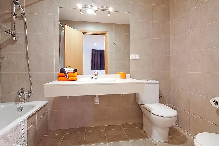 Charm Suites Paralel Barcelona 2*,